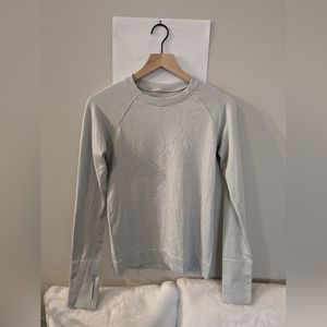 3. Rest Less Pullover Vapor